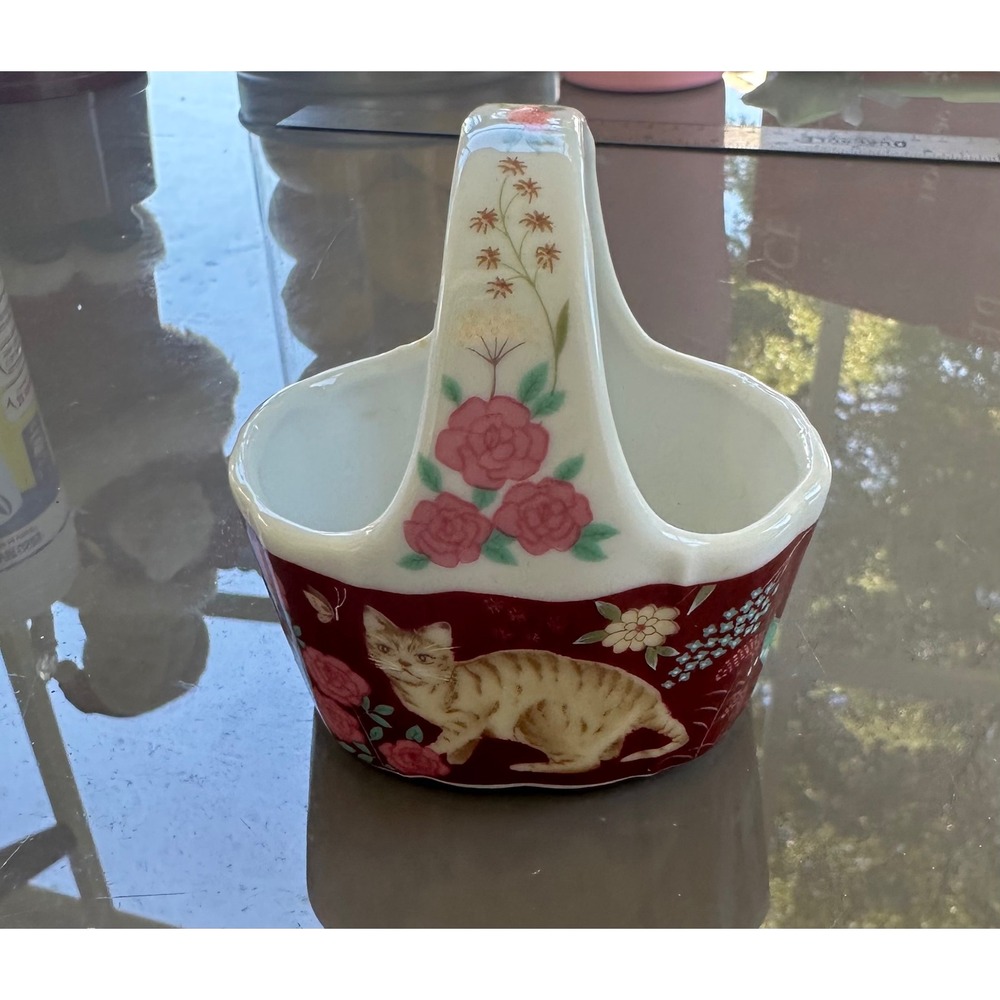Vintage Ceramic Cat Rose Handle Basket Trinket Dish Home Decor Accent so cute